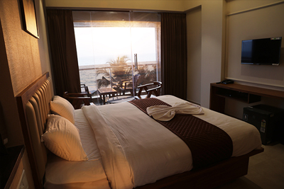 Palm Breeze Beach Resort Photo